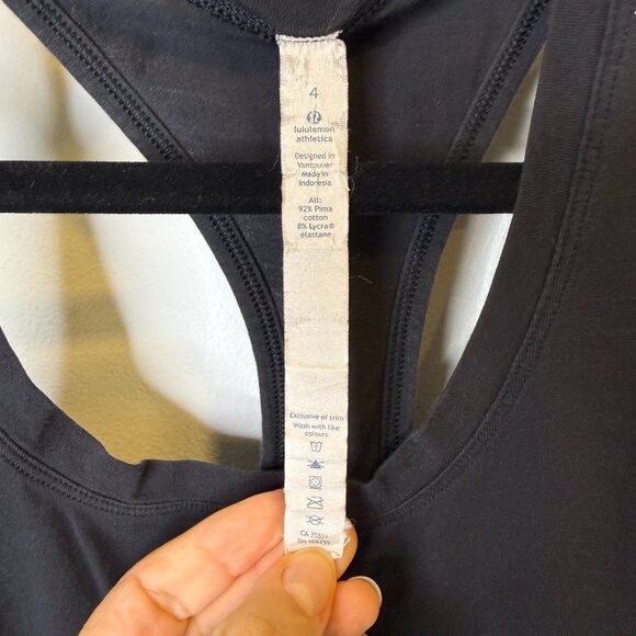 Lululemon Yogi Racerback III Tank Front Pocket Black Size 4 - Picture 14 of 16